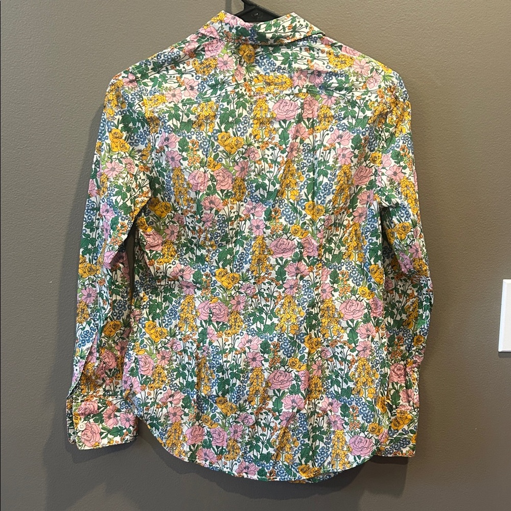 Liberty Fabric J. Crew Floral Button Down Shirt Sz 00 - Picture 4 of 4
